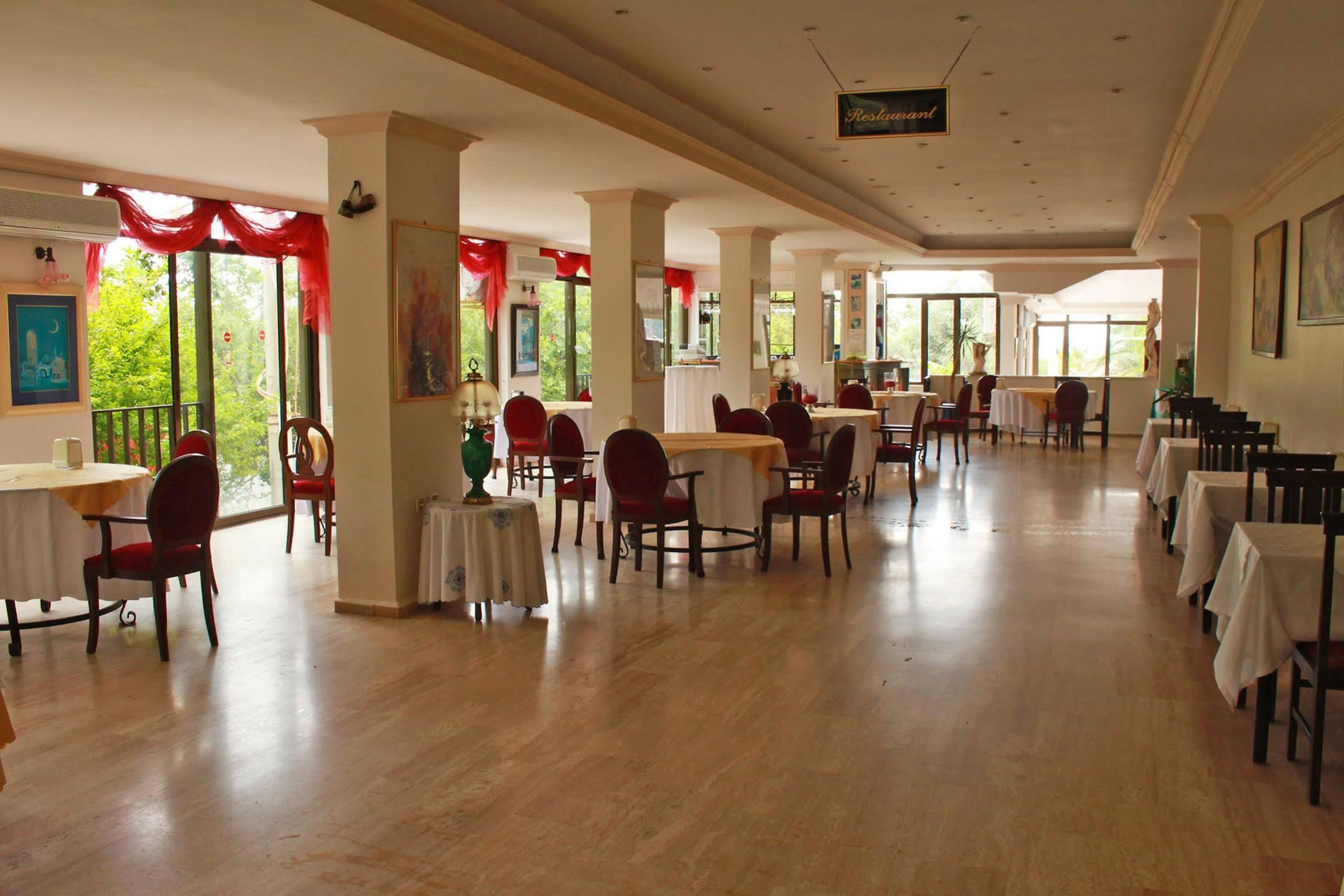 Verano Beach Hotel İçmeler Exterior foto